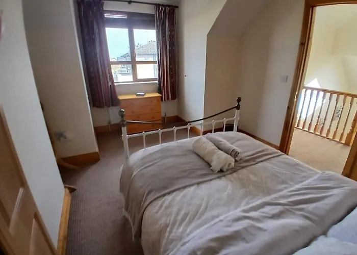 Cozy Seaside Holiday home Rosslare Harbour