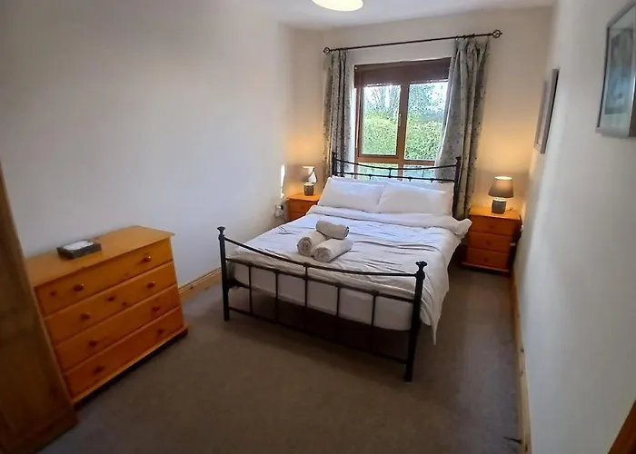 Cozy Seaside Holiday home Rosslare Harbour